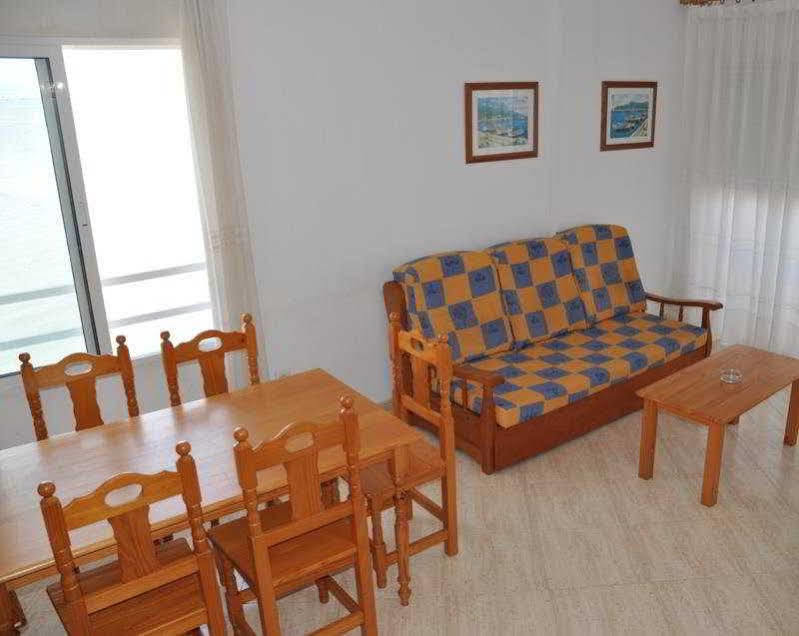 Apartamentos Vistamar La Manga del Mar Menor Exteriör bild